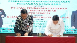 Kejati Kepri dan BRK Syariah Teken Perjanjian Kerja Sama Bidang Perdata dan Tata Usaha Negara