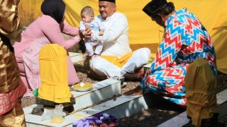 Menteri Kebudayaan RI Menetapkan Tradisi Merohom Makam Bukit Batu di Bintan sebagai WBTB