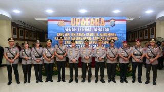 Kapolda Kepri Melantik 15 Pejabat Utama dan Kapolres, Berikut Daftar Namanya