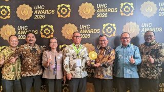 Komitmen Melayani Kesehatan Secara Merata, Pemprov Kepri Diganjar UHC Awards 2026