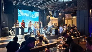 The HardDeck Bar & Bistro Hadir di Batam dengan Konsep Aviation