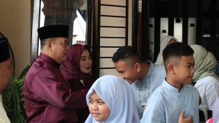 Hangatkan Idulfitri 1447 H, Sekda Bintan Ronny Kartika Buka Pintu Silaturahmi untuk Warga
