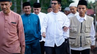 Bupati Karimun Mendorong Warga Pesisir Mengembangkan Tambak Udang di Pulau Manda Desa Ngal
