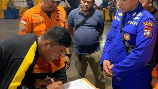 KM Makmur Jaya Karam di Perairan Bintan, 29 Kru Selamat Setelah Terombang-ambing
