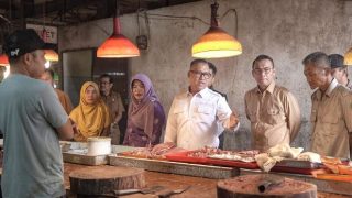 Wagub Kepri Memperingatkan Distributor dan Pedagang, Jangan Timbun Barang