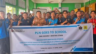 PLN-PWI Bintan Mengedukasi Keselamatan Kelistrikan dan Menangkal Informasi Hoax kepada Siswa SMKN 1 Binut