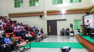Ketua PMI Bintan Buka Seminar Kesehatan dan Donor Darah di STAIN SAR Kepri
