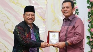 Gubernur Kepri Menyambut Menteri Besar Kelantan di Pulau Penyengat, Perkuat Ikatan Melayu dan Nilai Keislaman