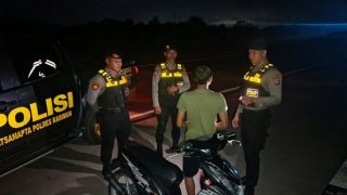 Satsamapta Polres Karimun Mengintensifkan Patroli Malam
