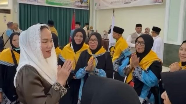 Cen Sui Lan: Pemkab Menanggung Biaya Kelebihan Bagasi Jemaah Haji dari Batam Menuju Natuna